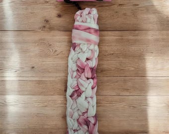 Yoga Keychain, Pink Braided Keychain, Boho Wristlet Keychain, Yoga Lover Gift, Handmade Key Fob, Fitness Accessory
