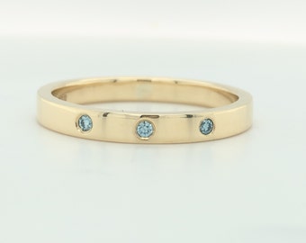 Blue Diamond & Gold Wedding Ring ~ Blue Diamond Ring ~ Diamond wedding Ring ~ something Blue