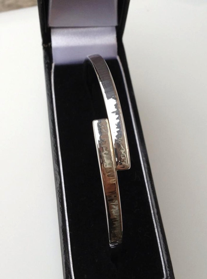 Chunky Textured Silver Bangle Cross Over Adjustable Design