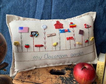 My Classroom Garden Pillow (Cottage Style)