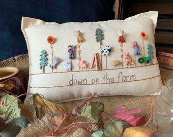 Down on the Farm Pillow (Cottage Style)