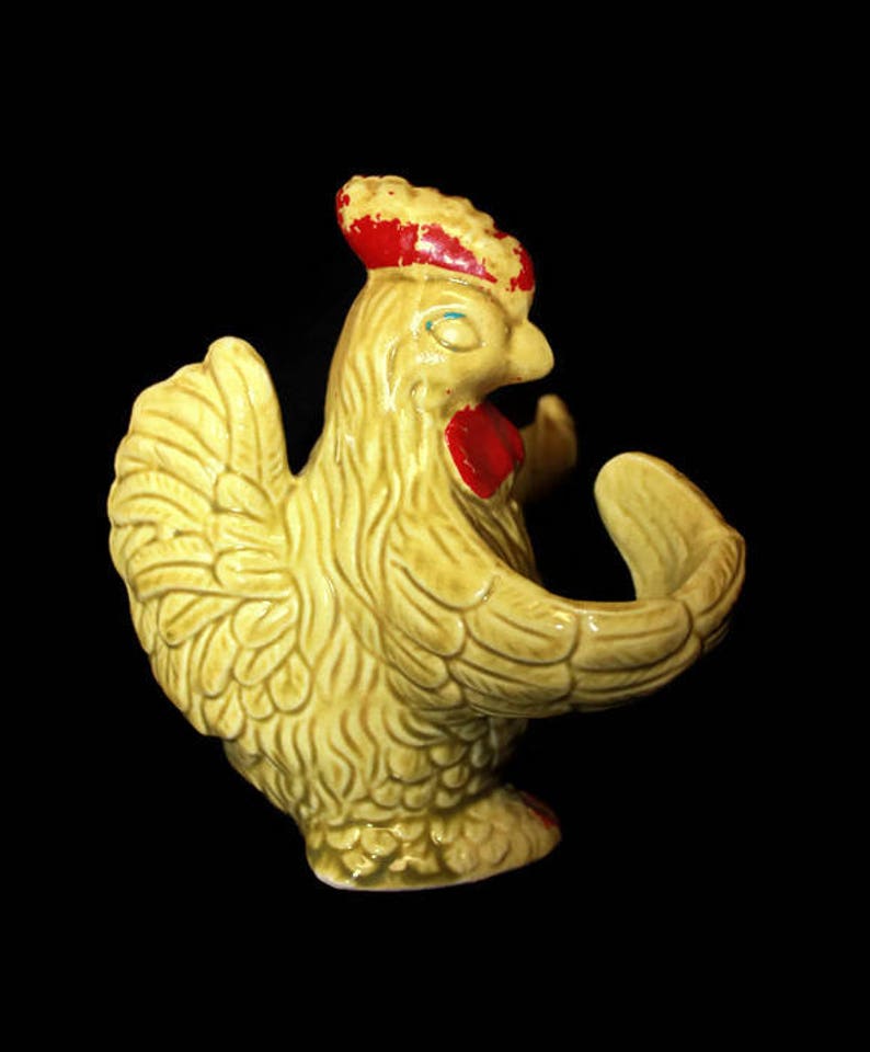 Rustic Kitchen Decor Primitive Ceramic Chicken and Eggs Salt /& Pepper Set
