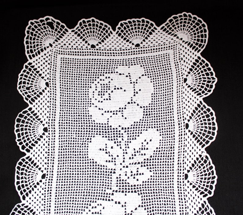 Crochet Lace Table Runner Crochet Dresser Scarf With Roses Etsy