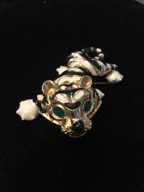 Prowling Tiger Brooch with Emerald Eyes