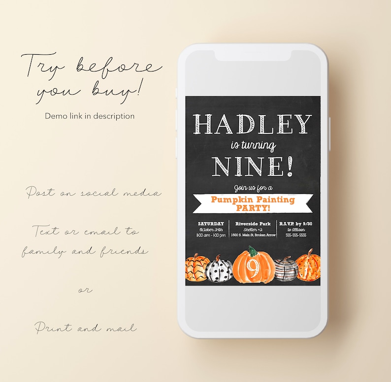 Pu&ograve; includere: Un invito in stile lavagna per una festa di pittura di zucche per il 9&deg; compleanno di Hadley. L'invito include la data, l'ora, il luogo e le informazioni RSVP. L'invito &egrave; decorato con zucche arancioni e nere.