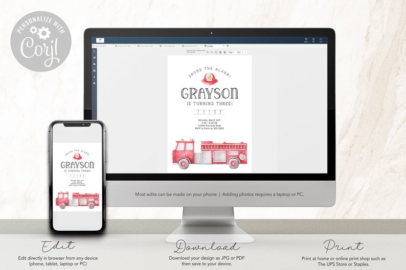 Puede incluir: Una plantilla de invitaci&oacute;n de cumplea&ntilde;os digital mostrada en un monitor de computadora y una pantalla de tel&eacute;fono inteligente. El dise&ntilde;o presenta un cami&oacute;n de bomberos rojo en acuarela, un casco de bombero y el texto Sound the Alarm! Grayson is turning three!