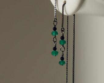 Tiny green agate and black onyx threader earrings with oxidised 925 silver ear threader