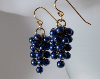 Grapes earrings with royal blue glass pearls