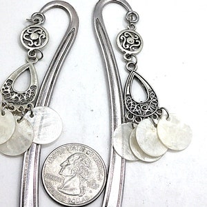 1 Antique Silver Ornate Shell Adorned Book Mark  121mm  (3D3)