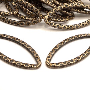 35 Antique Copper Horse Eye Links 12.5x28mm (7/9)
