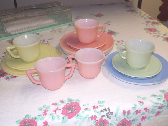 vintage hazel atlas toy childs tea set