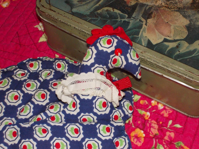 vintage chicken rooster potholder
