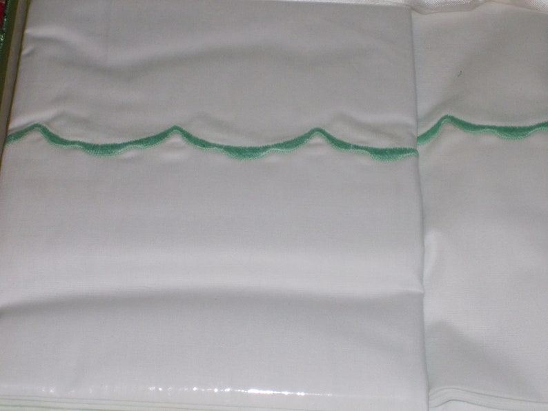 vintage JC Penney/'s green sheet pillowcase set