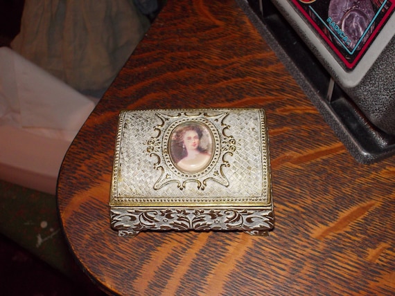 vintage cast iron victorian trinket box
