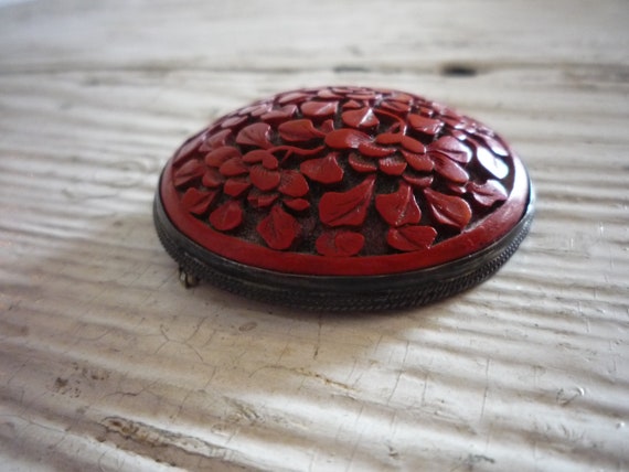 Vintage Chinese Handcrafted Carved Cinnabar Peony… - image 7