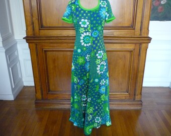 Fabulous Vintage Plymouth New York 1960 Mod Maxi Floral Print Nylon/Polyester Dress