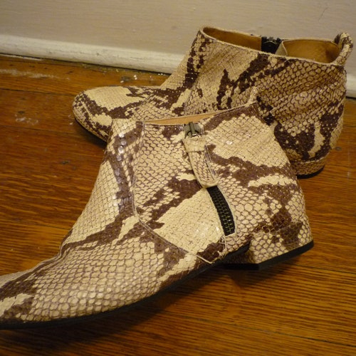 Vintage Kurt Geiger shops London Snakeskin Short Ankle Boots Size 38