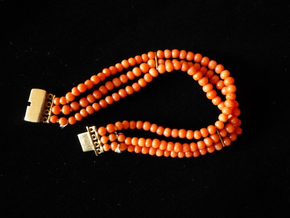 Stunning Antique Victorian Natural Salmon Coral B… - image 1