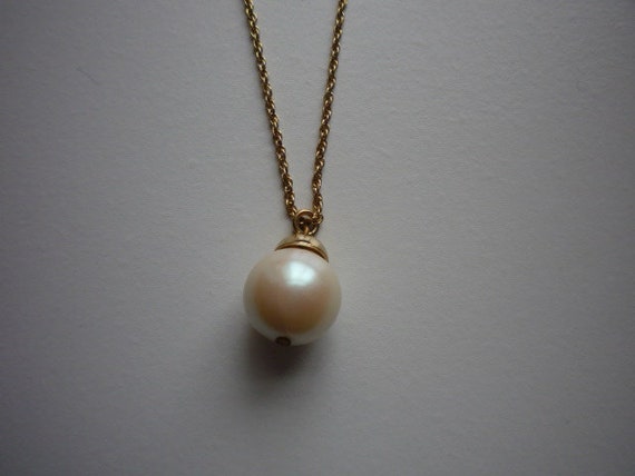 Vintage Old Stock Gold Tone White Pearl Pendant N… - image 10