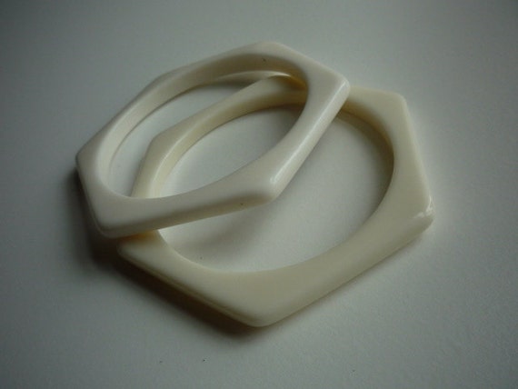 Vintage Hexagonal 2 White Lucite Bangle Bracelet - image 1