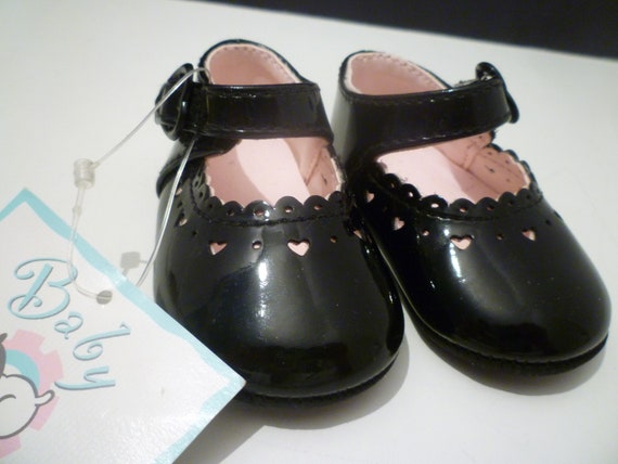 black patent baby shoes