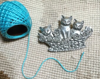 Cats in Basket Pewter Brooch, Vintage Seagull Pewter, Three Kittens in Basket Pin, 1987 Signed Seagull Pewter Canada, Cat Lover Keepsake