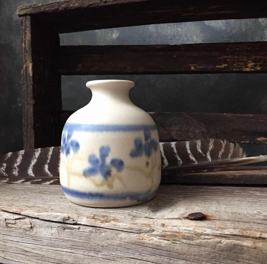 Studio Art Pottery, Vintage White and Blue Vase, Signed Art Studio ...