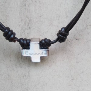 Regalo Confirmación/ Collar Cruz de Plata/ cuero/hombre/chico. imagen 7