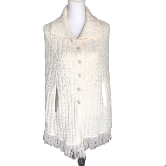 VTG 60s Americana Knitting Mills sweater cape