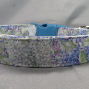 Beautiful Spring Lilacs Dog Collar