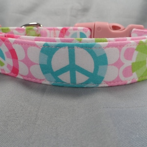 Pink Dog Collar, Flower Peace Signs Dog Collar
