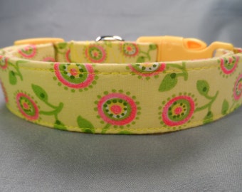 Pretty Pink Posey Flowers on Yellow Dog Collar