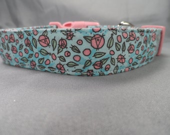 Stylish Girl Dog Collar, Little Roses Dog Collar, Pink on Blue