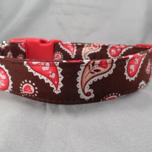 Paisley Hearts on Brown Dog Collar