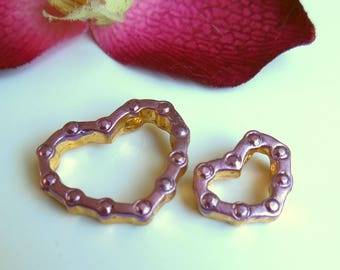 pretty gold metal heart pendant