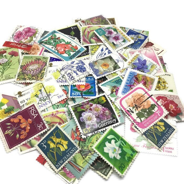 25 Stamp FLOWER POWER Fun Pack // Random Lot of 25 World Floral