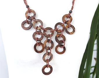 OP VAKANTIE houten cirkel slabbetje ketting, grote schakels, geometrische lange boho boho tribal zigeuner etnische retro jaren 70 vintage ketting