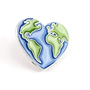 Speld planeet aarde, broche wereldkaart, hartknop speld, Love our Planet, Environment