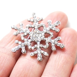 vintage Silver Snowflake Brooch Sparkling Crystal Rhinestone Brooch Pin Vintage Jewelry Clear Rhinestone Pin Round