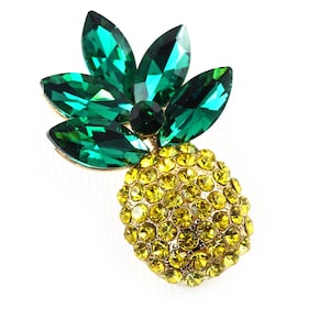 Exquisite Pineapple Brooch, Yellow and Green Rhinestone Fruit Brooch,  Gold Pin, Vintage Brooch Pendant