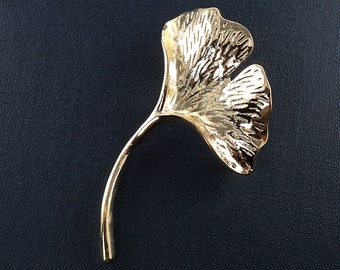 ON VACATION Gold ginkgo Leaf Pin, Botanical Brooch, Vintage Wedding Jewelry Nature Inspired Jewelry