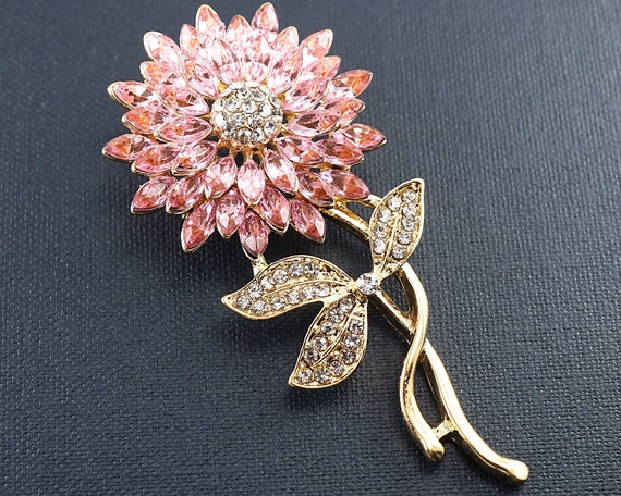 Rose Gold-tone Vintage Flower Brooch Pin - Clear Rhinestone Crystal Jewelry For Women