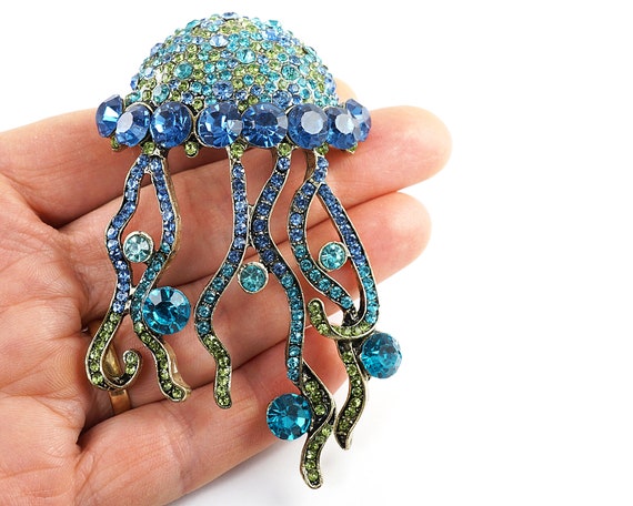 Vintage Jellyfish Brooch, Large Jellyfish Pin, Ocean Blue Green Rhinestone Beach Jewelry
