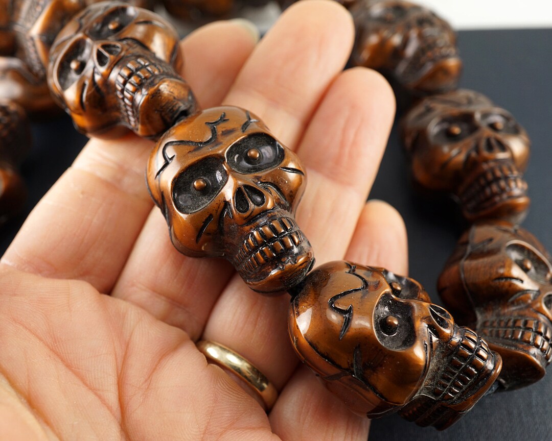 Wholesale Vintage-style Carved Bone Skull Beads Vintage Bone Beads  White-black-brown Bone Beads Meditation Beads 6-14mm 