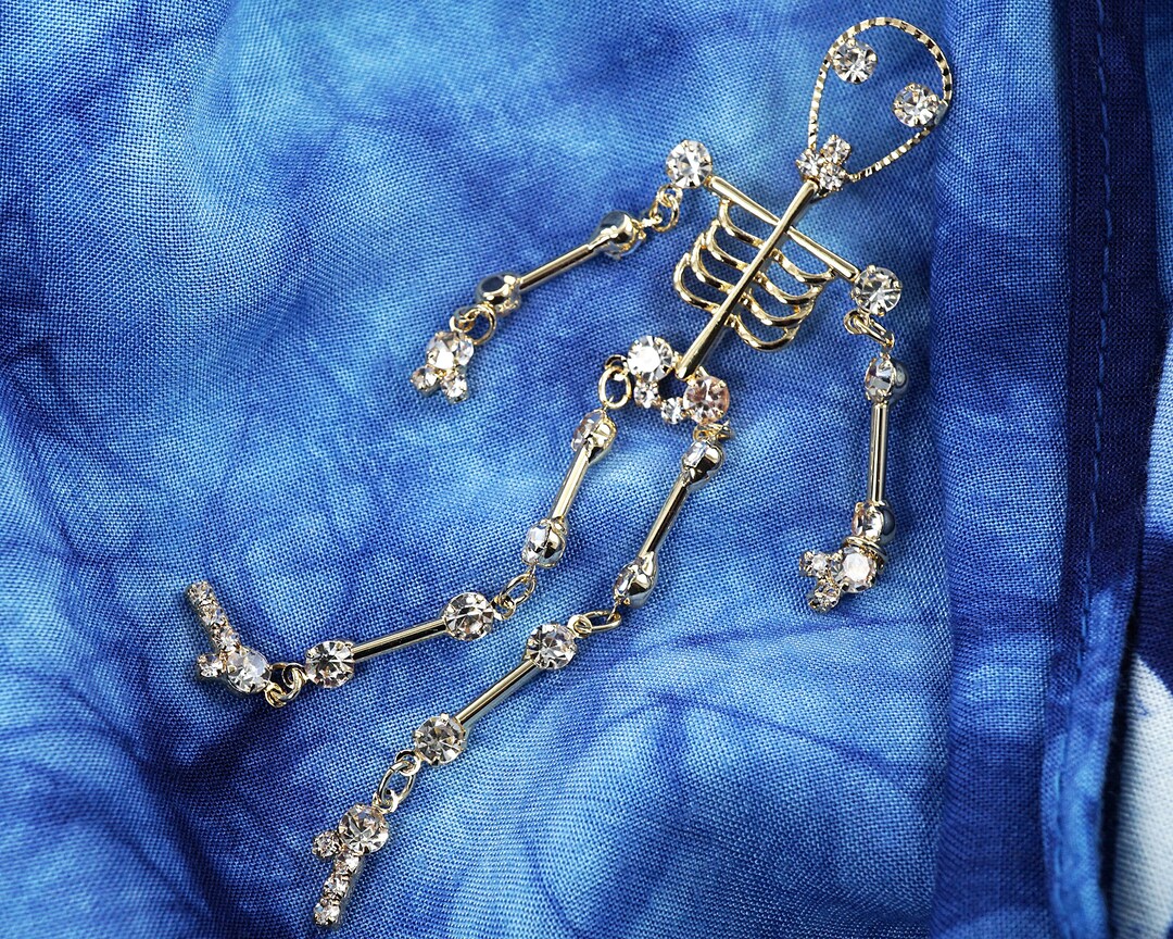 ON VACATION Fantastic Moving Skeleton Brooch, Gold Tassel Rhinestone ...