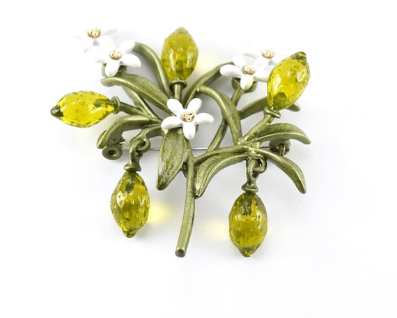 ON VACATION Exquisite Lemon Lime Brooch, Flowerin… - image 2