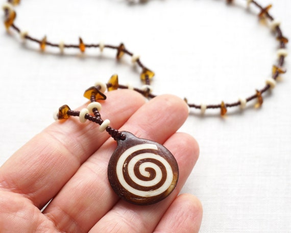 ON VACATION Ethnic Tribal Necklace Wooden Spiral … - image 9