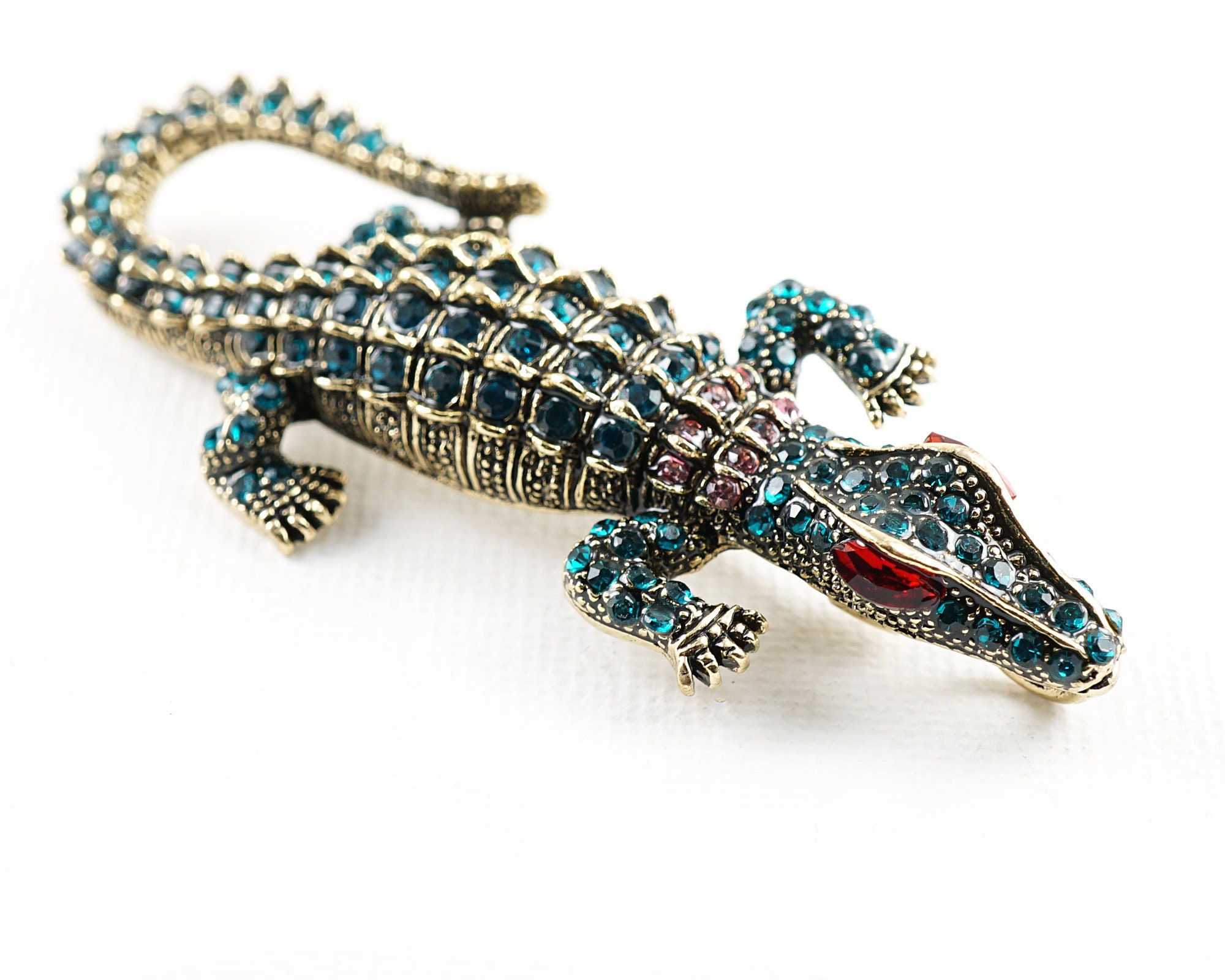 Crocodile brooch deals