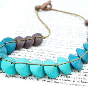 ON VACATION 3 Tone Turquoise Blue Disk Wood Necklace Knotted Cord large geometric Beads Hippie boho turquoise jewelry modern image 2