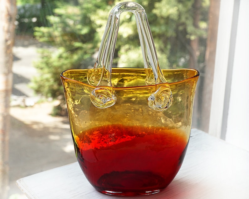 ON VACATION Artisan Hand Blown Glass Vase Purse Glass Basket with Handle Blood Red vase in shape of bag Small glass Handbag image 8